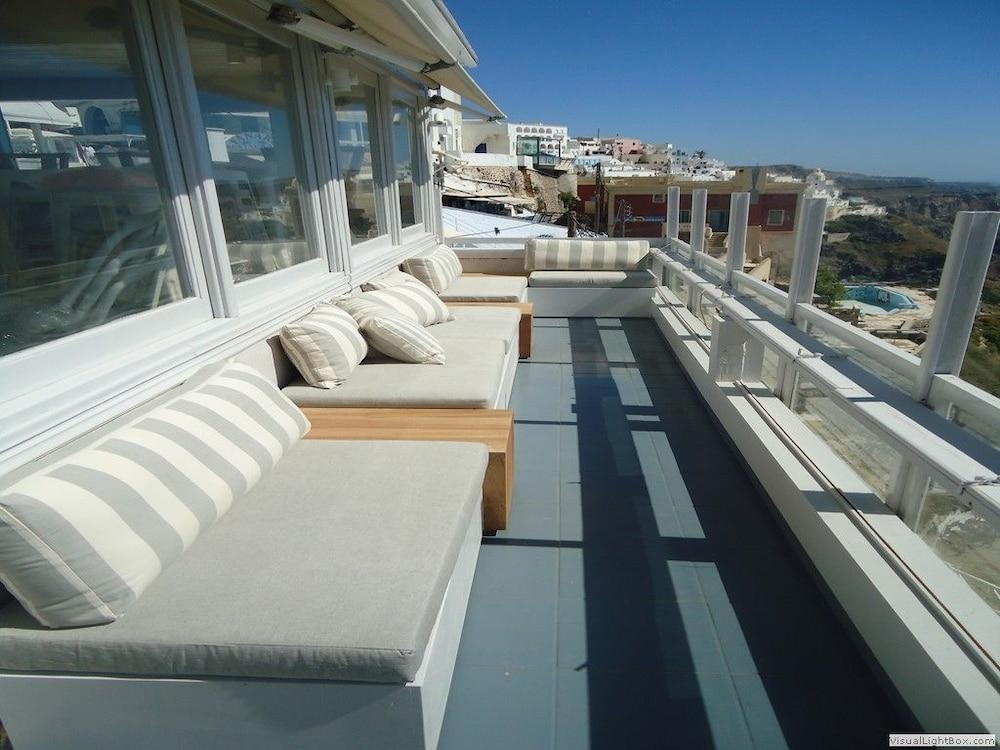 Porto Carra Hotel Fira  Exterior photo